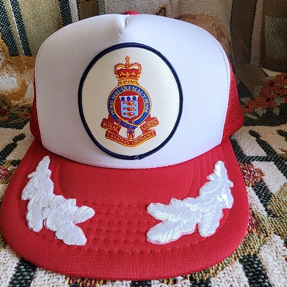 Other - Vintage Royal Canadian Ordnance Corps Trucker Hat – Military Crest Snapback